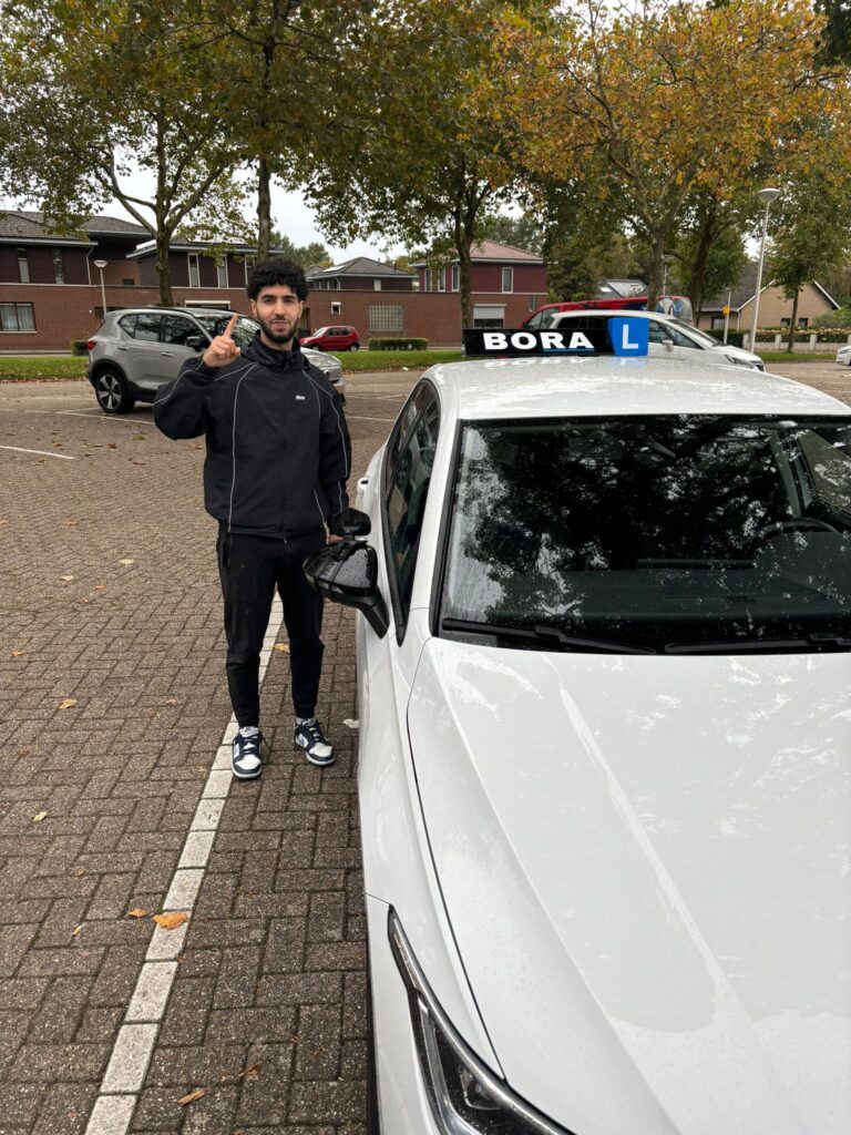 This image has an empty alt attribute; its file name is WhatsApp-Image-2024-10-10-at-16.29.10-768x1024.jpeg